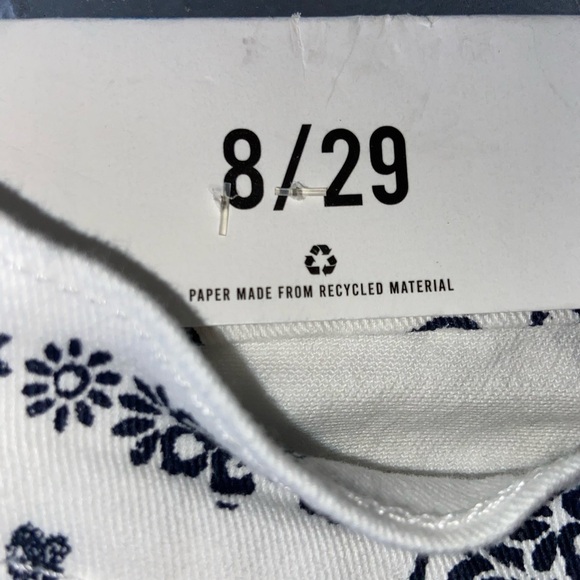 NWT Vintage Lux ultimate high rise skinny Jeans from Kensie. Raw edged hem. - Picture 7 of 9